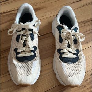 Sorel Women's Kinetic RNEGD Lace Sneaker - Glove Yellow 10.5